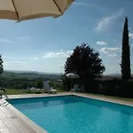 Modern In With Pool Pienza