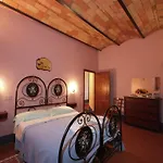 Modern In With Pool * Pienza