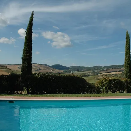 Modern In With Pool * Pienza