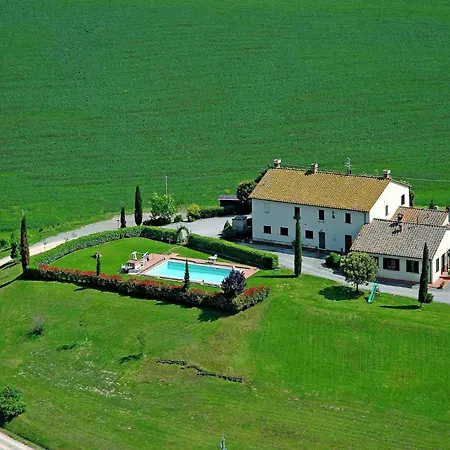 Modern In With Pool Apartman